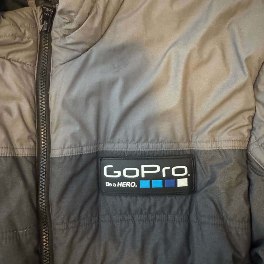 Dakine Two-Tone Gray Men’s Puffer Jacket - Picture 5 of 6